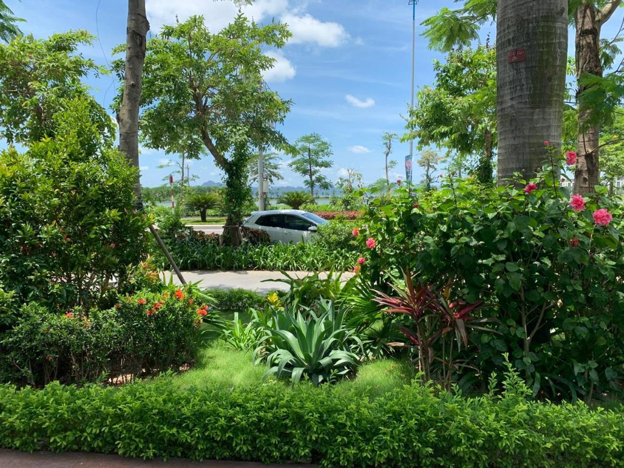Sunday Premium Apartment Ha Long Exterior foto